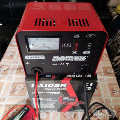 Зарядно за акумулатор RAIDER RD-BC05 (6V/12V)