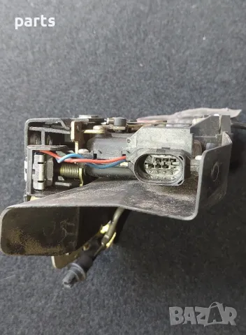 Задна Лява Брава - Ключалка Ауди А4 Б6 N:8877
- 8E0839349, снимка 7 - Части - 50396407