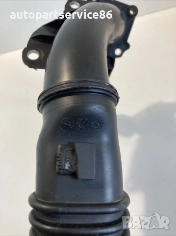 Въздушен входящ маркуч за Volvo C30 1.6 TDI (2012) AV6Q-9351-BB, снимка 3 - Части - 53866001