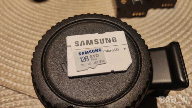 Canon EOS M50 + допълнителна батерия, 128 GB карта., снимка 4 - Фотоапарати - 53611031