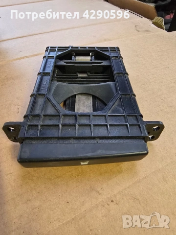 Стойка чаша къпхолдър за Toyota Avensis T25 / Тойота Авенсис 2003-2009г. - MT3509, снимка 2 - Части - 53534796