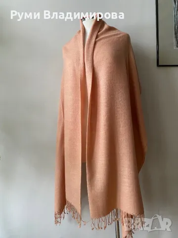 Голям, бледо розов шал от 100 % пашмина, 2 метра, снимка 8 - Шалове - 49789294