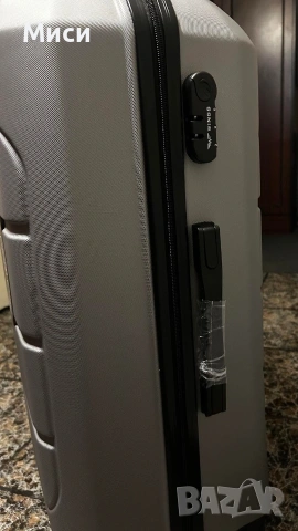 Голям куфар "Wings Gannet"28, снимка 4 - Куфари - 54000619