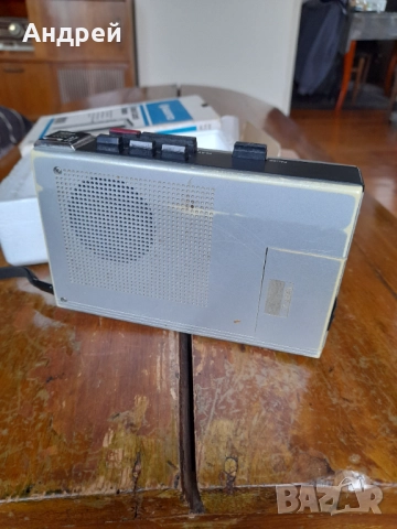Стар портативен касетофон Sanyo M 1010, снимка 5 - Антикварни и старинни предмети - 52171206