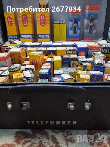 Куфар с радиолампи, снимка 2 - Ресийвъри, усилватели, смесителни пултове - 52501282