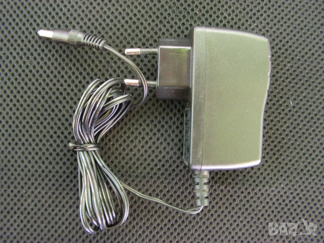 Зарядно устройство и 4 акумулаторни батерии АА  (R 6), снимка 11 - Други - 51319775