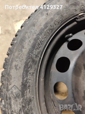 Зимни гуми с джанти 215/55R16, снимка 6 - Гуми и джанти - 53276896