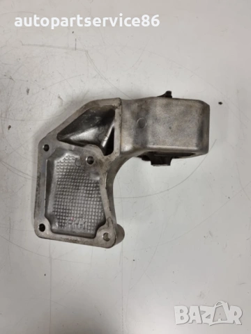 Десен държач на двигателя за Jeep Grand Cherokee 3.0 Crd (2006) 52090308AE