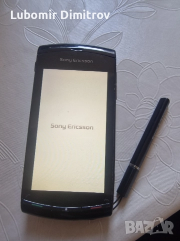 Sony Ericsson Vivaz / U5i, снимка 4 - Sony Ericsson - 51711177