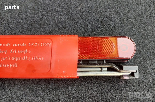 Оригинален Триъгълник Ауди A4 Б6 - Б7
- VW Тигуан - Голф 6
- 8D9860251B, снимка 4 - Части - 50650205