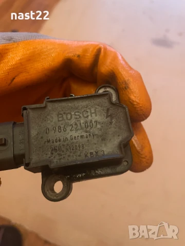 Бобина 0 040 100 039 за MERCEDES-BENZ C-CLASS седан (W203) C 200 Kompressor (203.045) (2000 - 2007)