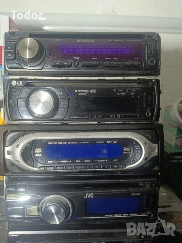 Продавам автомобилни CD плеари!, снимка 4 - Аксесоари и консумативи - 53385276
