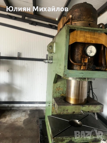 Хидравлична преса WMW Zeulenroda PYE 250 – 250 тона, снимка 4 - Други машини и части - 53147228