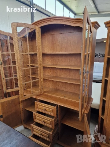 Масивна Витрина-внос от Германия!, снимка 5 - Секции и витрини - 50628117