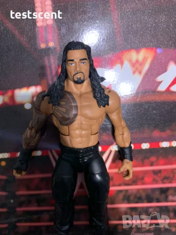 Екшън фигура WWE Roman Reigns Роман Рейнс ELITE SERIES Bloodline mattel figure елит, снимка 2 - Колекции - 49150548