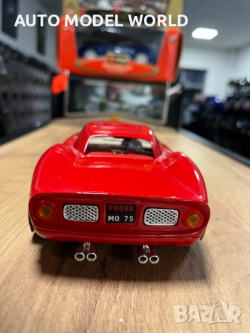 BBURAGO метална колекционерска количка модел FERARRI 250 1965г. 1:18, снимка 5 - Колекции - 52795361