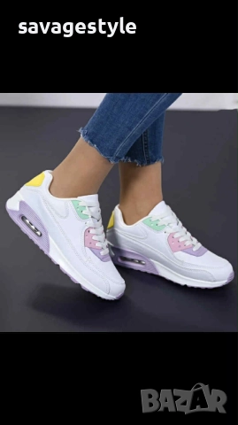 Дамски цветни маратонки с връзки 