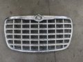 Предна решетка Chrysler 300c , снимка 1