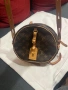 Оригинална чанта Louis Vuitton Boîte Chapeau Souple PM – Monogram., снимка 8
