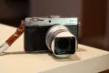 Безогледален фотоапарат FUJIFILM X-E3, снимка 5