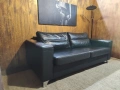Дизайнерски кожен диван с функция сън, снимка 1