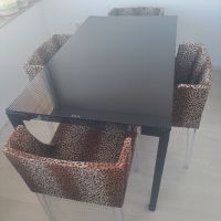 Трапезна маса (стъклена) + 4 стола, снимка 2 - Маси - 45270254