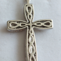 Сребърен родиран кръст с един карат брилянти, снимка 2 - Колиета, медальони, синджири - 44958234