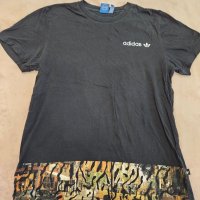 Оригинална тениска adidas размер L , снимка 1 - Тениски - 45554368