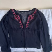 Фина блуза с бродерия, снимка 1 - Блузи с дълъг ръкав и пуловери - 45684252