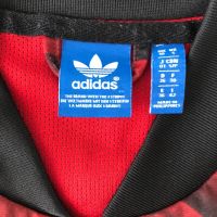 Горница Adidas, снимка 3 - Суичъри - 45873441