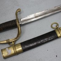 Френска офицерска сабя с кожена кания, снимка 12 - Антикварни и старинни предмети - 45963002