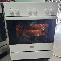 готварска печка с керамичен плот Electrolux , снимка 4 - Печки, фурни - 45861924