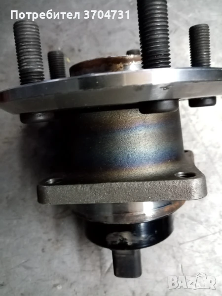 Задна главина Тойота , снимка 1