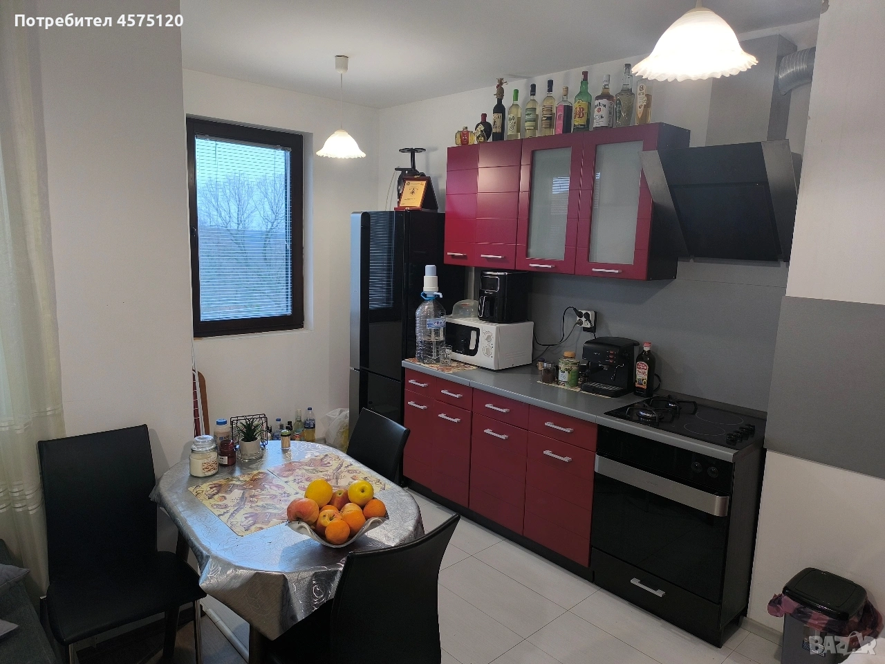 Апартамент във затворен комплекс.Към апартамент има парко място,маза и 40 кв земя във комплекса., снимка 1