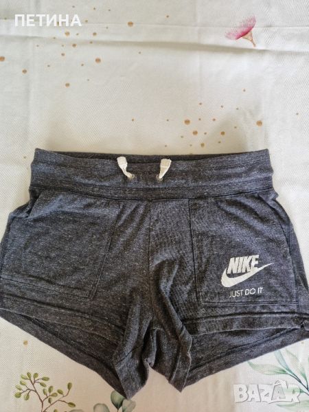 Nike , снимка 1