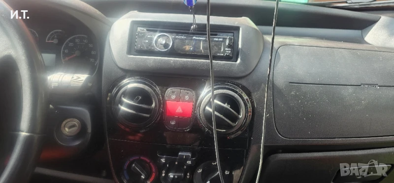 Оригинална конзола 1 дин за Фиат Кубо,Фиорино,Qubo,Fiorino,Bipper,Nemo, снимка 1