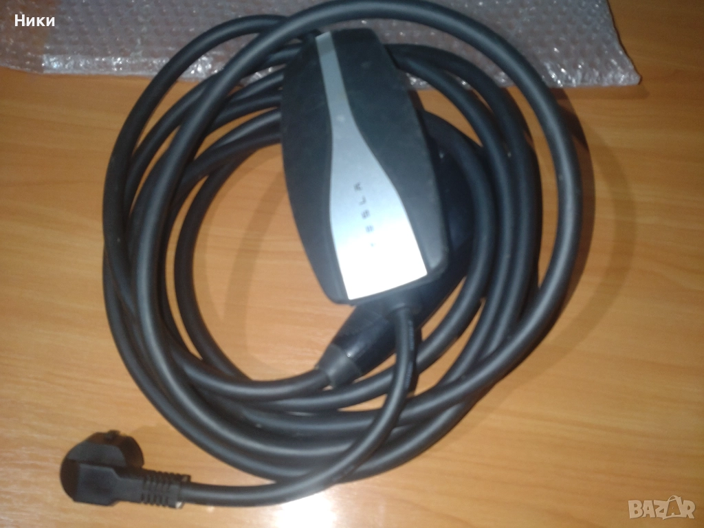 Универсално мобилно зарядно за Тесла, снимка 1