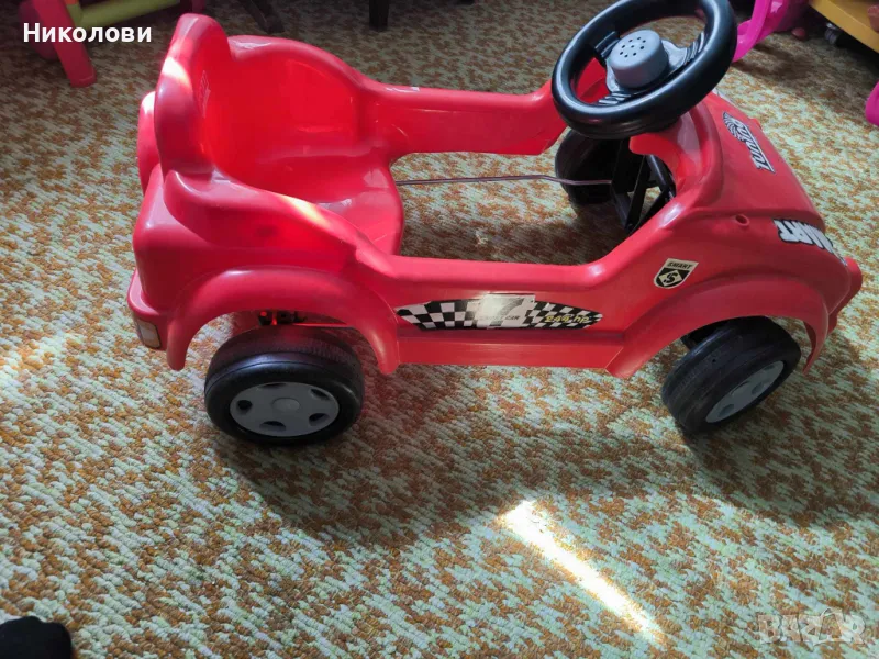Детска кола с педали , снимка 1