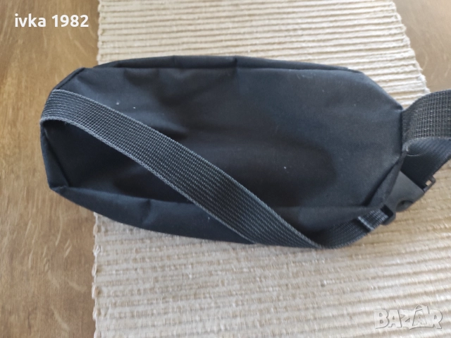 Чанта за кръст , снимка 2 - Чанти - 52977590