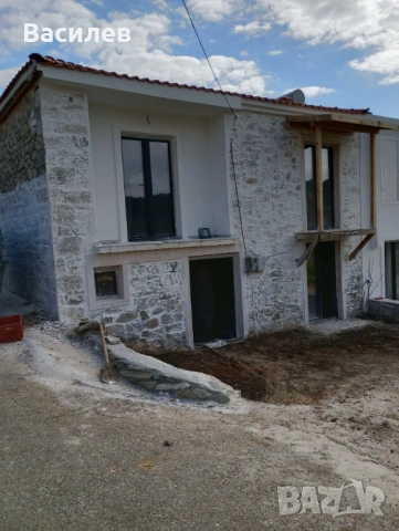 Продавам каменна къша в Агиос Николаос/ Ситония