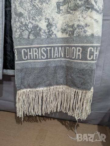 елегантно  дълго палто, вдъхновено от стила на Christian Dior размер М , снимка 5 - Палта, манта - 53878608