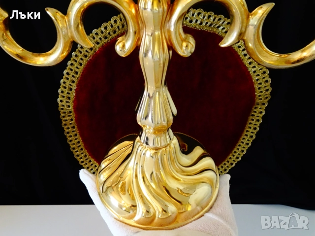 Позлатен троен свещник 1.1 кг.,барок. , снимка 5 - Антикварни и старинни предмети - 51488234