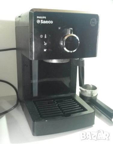 Кафе машина Philips Saeco HD8323 950W с дефект, за ремонт или за части, снимка 3 - Кафемашини - 54084528