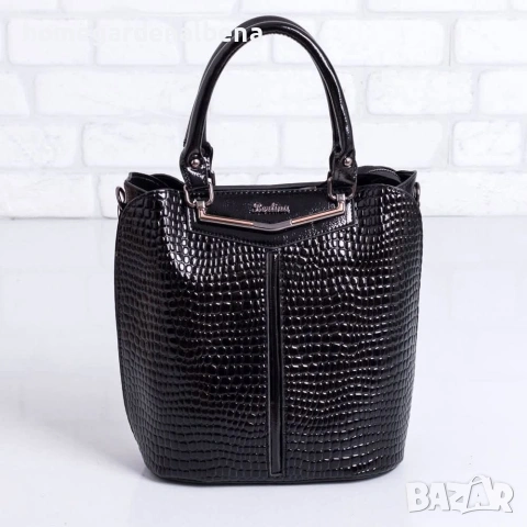 Дамска чанта bucket черна лачена еко кожа крокодилска щампа розово злато
