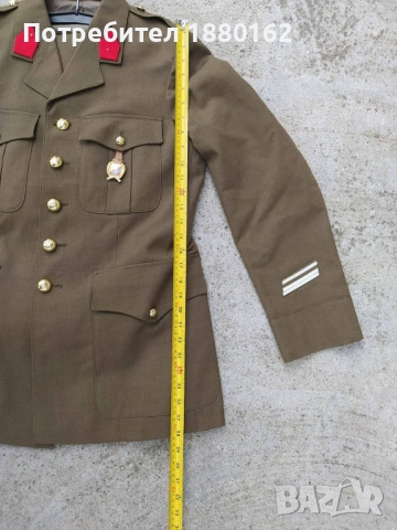 Парадната униформа , снимка 2 - Антикварни и старинни предмети - 52231804