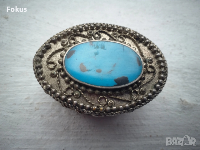 Стара кутийка с камък кутия № 2