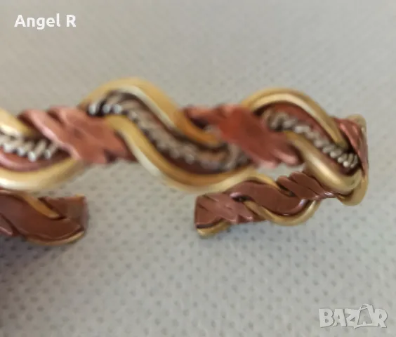 Гривна от три метала, снимка 3 - Гривни - 49921800