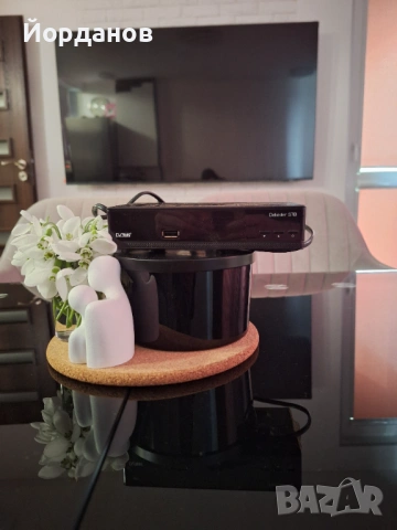 Тв приемник/декодер/, снимка 2 - Приемници и антени - 53417610