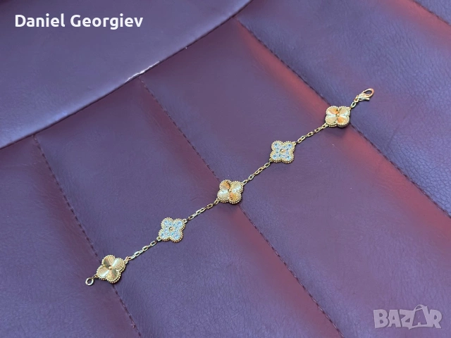 Дамска гривна Van Cleef Vintage Alhambra Bracelet