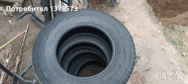 Зимни гуми 235/70/16, снимка 2 - Гуми и джанти - 52071530